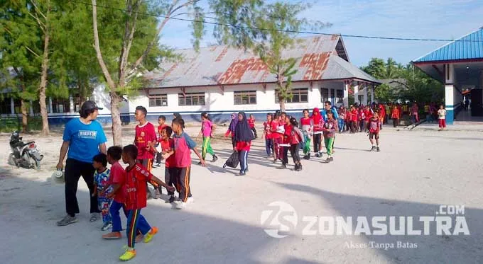 Kampanyekan Hidup Sehat, jalan santai wakatobi