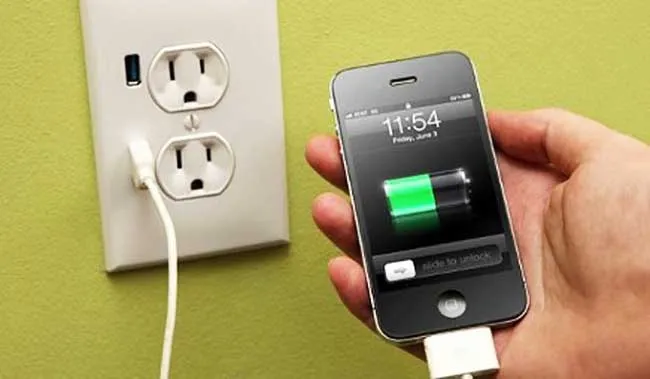 Ini Cara "Nge-charge" Ponsel yang Benar