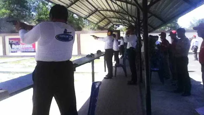HUT Bhayangkara ke-70, Polda Sultra Gelar Lomba Menembak