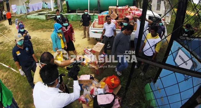 Kejari Kendari Musnahkan 1.000 Jenis Kosmetik Ilegal