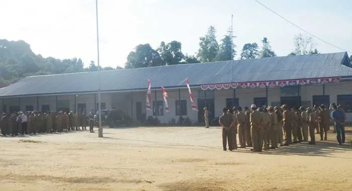 Merokok Saat Apel, Seorang PNS di Konkep Dijemur di Tengah Lapangan