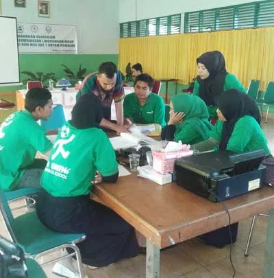 sekolah_adiwiyata_antam1