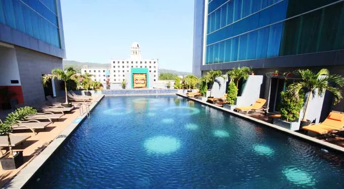 hotel-grand-clarion-kendari