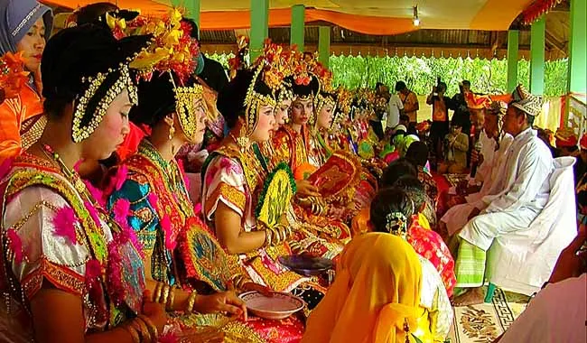 Posua (pariwisatasultra.com)