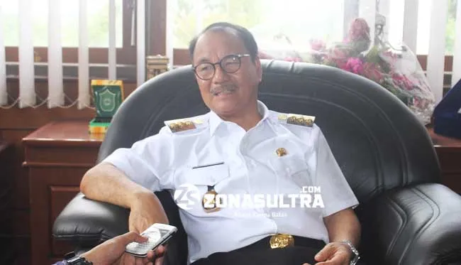 Bupati Konsel Surunuddin Dangga