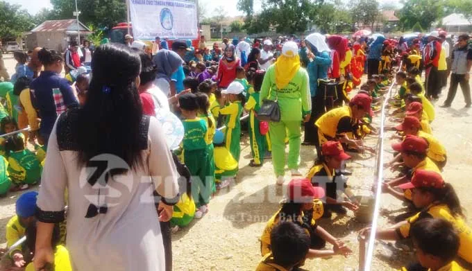 hidup-sehat-bupati-butur-dan-ratusan-anak-sekolah-praktek-ctpss1