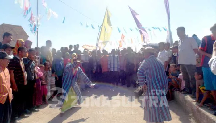 masyarakat-pulau-makassar-gelar-ritual-tuturangia-andala