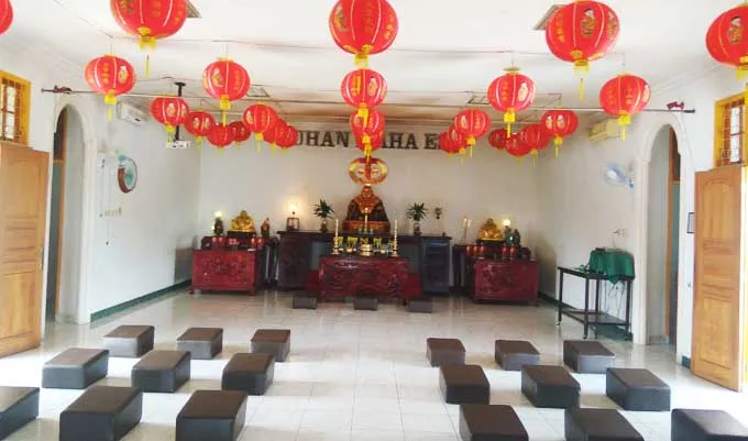 Jelang Perayaan Imlek, Ini Persiapan Vihara Tekad Maitreya Kendari