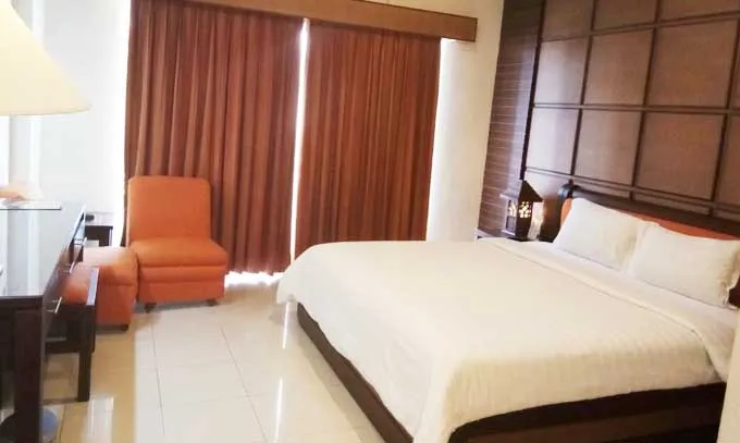 kamar hotel sutan raja kendari