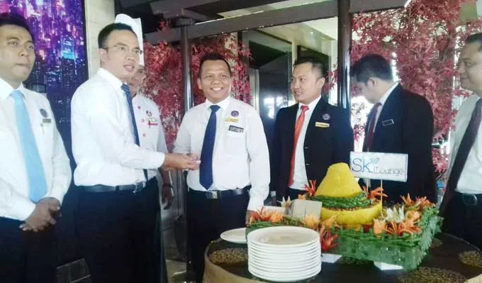 Launching Sky Lounge, Kini Nongkrong di Grand Clarion Bakal Lebih Asik