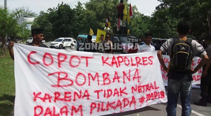 Mahasiswa Tuntut Kapolres Bombana Dicopot