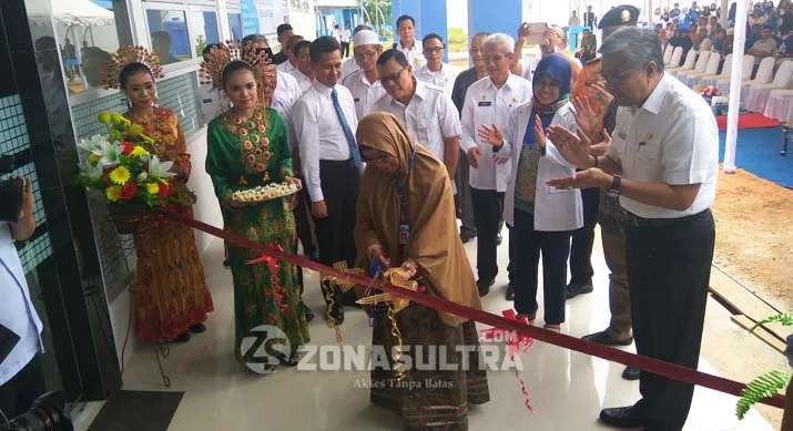 Nur Alam Resmikan Tiga Gedung Baru RSUD Bahteramas
