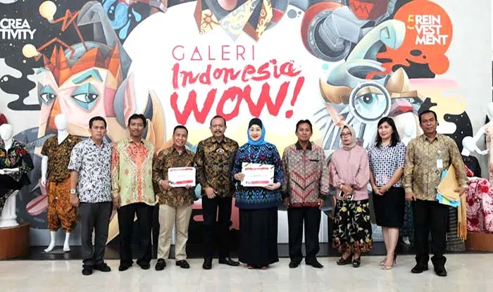 Kemenkop Tetapkan Dewi Motik dan Miing Sebagai Duta Koperasi dan UKM 2017