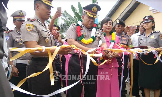 Pisah Sambut Kapolres Konsel Diwarnai Suasana Haru