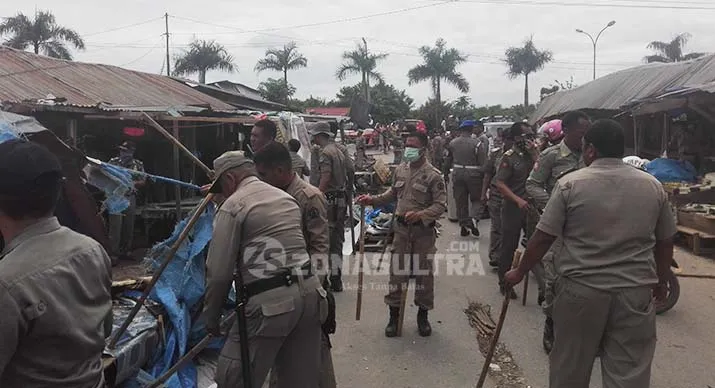 Pembersihan Pasar Panjang Berjalan Aman