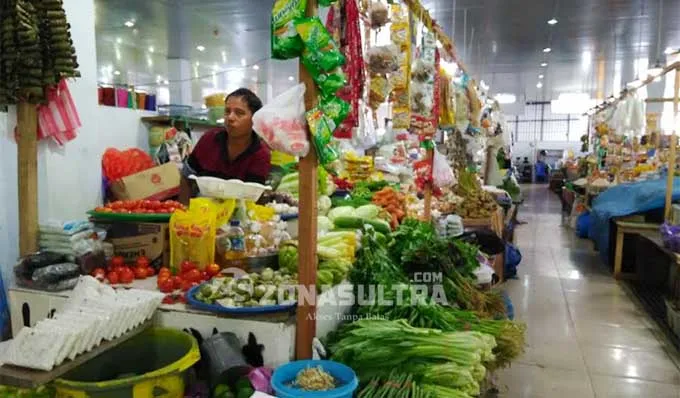 Sepi Pembeli, Pedagang Pasar Sentral Wuawua Alami Kerugian