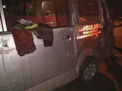 kecelakaan_ambulans1