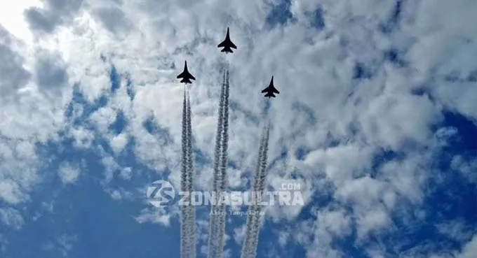 FOTO : Atraksi yang Warnai HUT Sultra ke-53