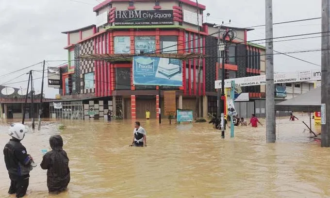Dua Lorong di Kelurahan Andounohu Terendam Banjir, Akses ke Lapulu Ditutup