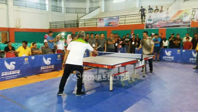 Buka Turnamen Tenis Meja Bupati Muna Cup, Ini Harapan Malik Ditu