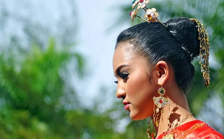 Pawai Budaya HUT Kota Kendari ke 186