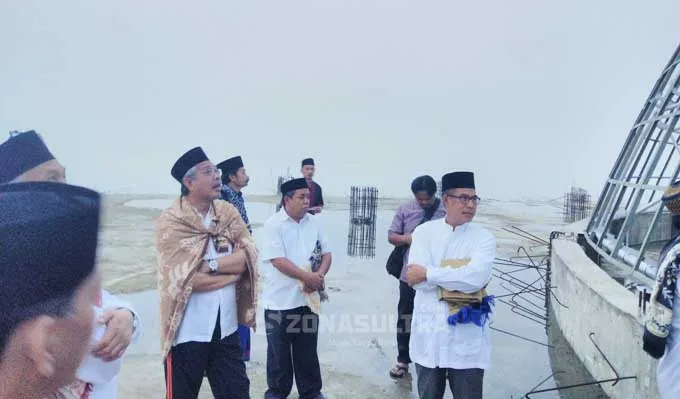 Salat Subuh Perdana di Masjid Al-Alam, Nur Alam: "Saya Bersyukur dan Bahagia"