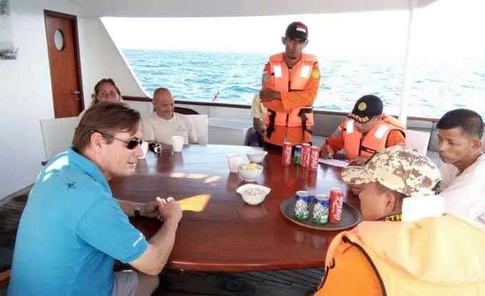 Dua Pemandu Selam Wakatobi Dive Resort Akhirnya Ditemukan SelamatDua Pemandu Selam Wakatobi Dive Resort Akhirnya Ditemukan Selamat