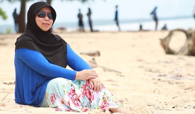 Inalis Veranica, Pemilik Pantai Cemara sekaligus Manager Dinis Motor Sport.