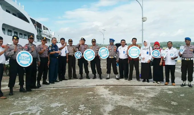 Polres Muna Gelar Tes Urine lapses Awak Kapal Penumpang dan Supir Angkutan