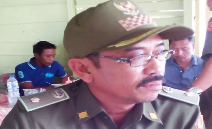 Kepala-desa-Matanggonawe-Limpo