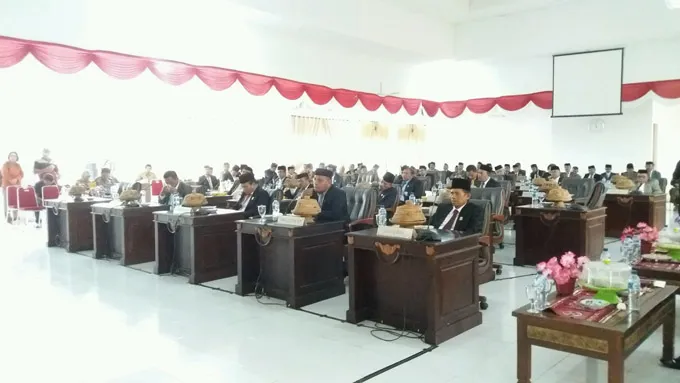 Paripurna HUT 58, DPRD Minta Pemda Muna Berupaya Raih WTP