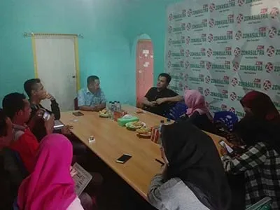 Kunjungi ZONASULTRA.COM, Ketua DPD Demokrat Bernostalgia