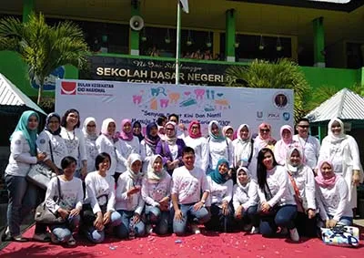 Cegah Gigi Karies, PDGI Kendari Gelar Sikat Gigi Massal