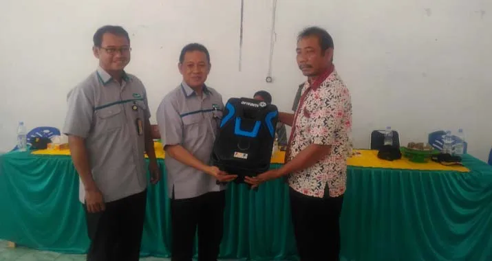 Silaturahmi dengan Warga Desa Sopura, Camat Pomalaa Minta Jaga Keberlangsungan Operasi PT Antam