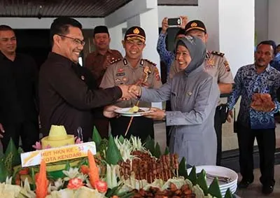 Peringati HKN, Sulkarnain Ajak Masyarakat Budayakan Hidup Bersih