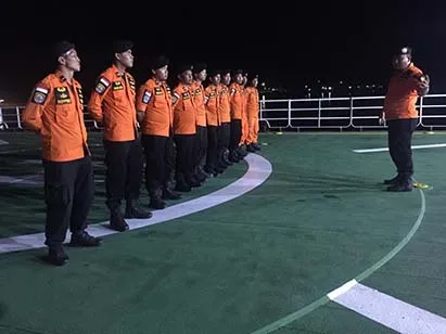 Basarnas Kendari Kerahkan Personil dan KN Pacitan Bantu Evakuasi Korban Gempa Palu