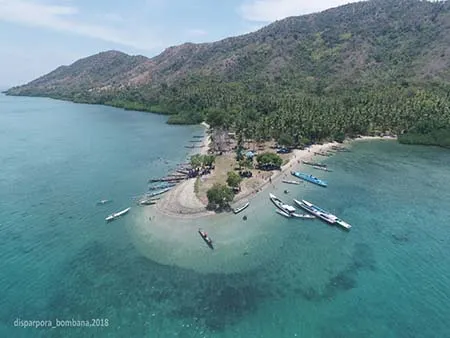 Pantai Damalawa bombana