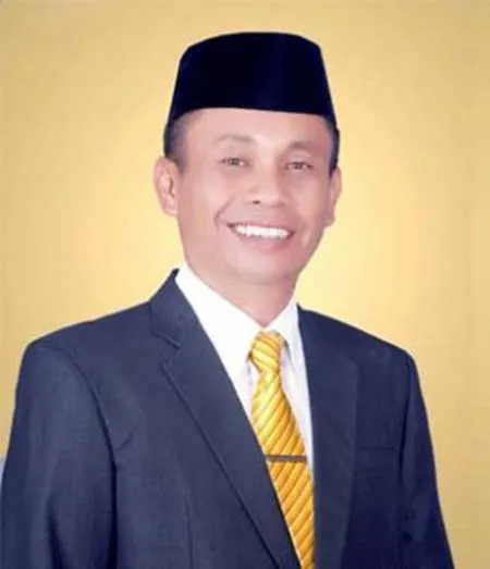 Wakil ketua II dprd bombana Ahmad Mujahid