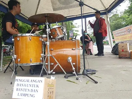 Musisi Kendari Galang Dana Peduli Bencana Banten dan Lampung
