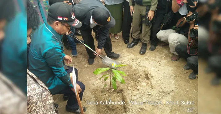 Begini Cerita Bupati Kolut Setahun Berjuang Datangkan Mentan