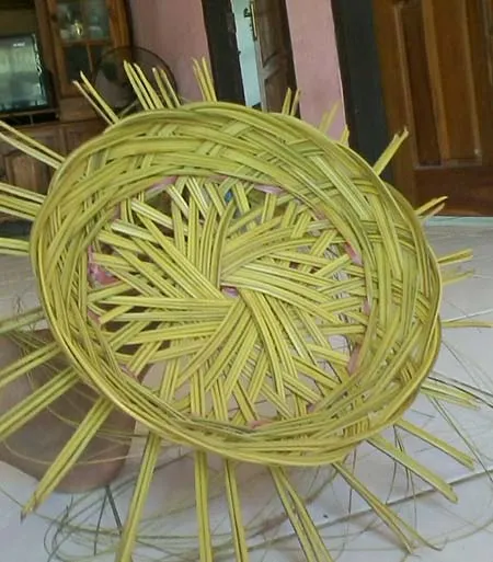 TPID Andoolo Konsel Kembangkan Ekonomi Kreatif Kerajinan Tangan Ingko