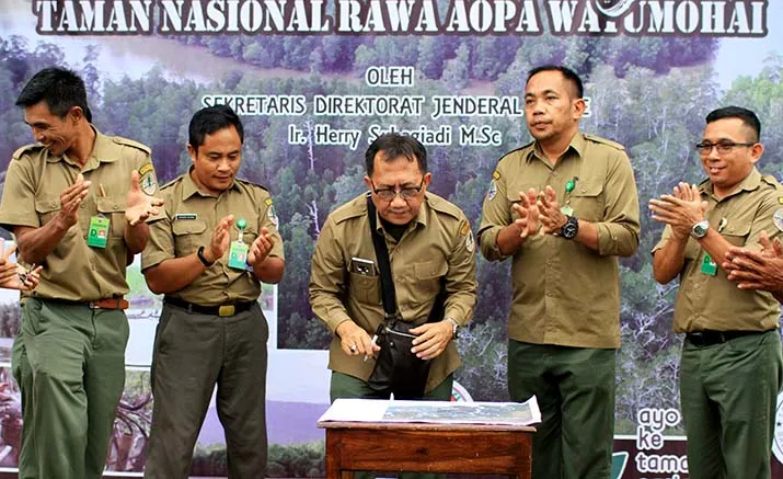 Kementerian LHK Resmi Canangkan Pembangunan Wisata Alam Mangrove TNRAW