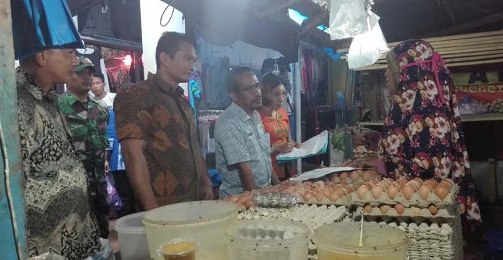 Serap Aspirasi Pedagang, Sukarman Terjun Langsung ke Pasar Baruga