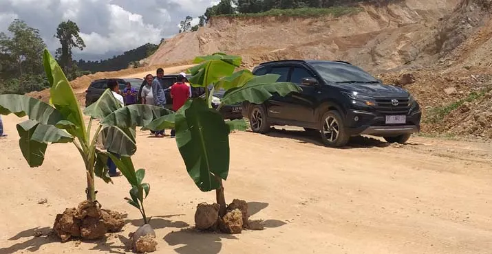 Perbaikan Jalan Trans Sulawesi di Morosi Terkendala Proses Hukum