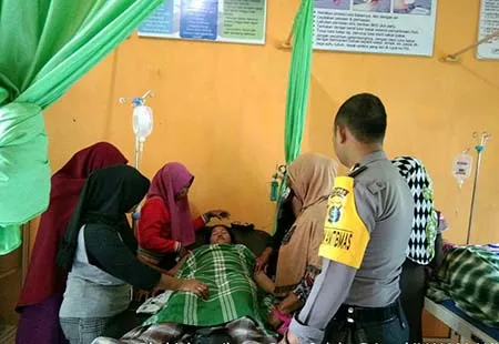 Perahu Dihantam Ombak, Satu Keluarga di Kolut Nyaris Tewas Tenggelam