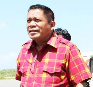 bupati wakatobi hugua