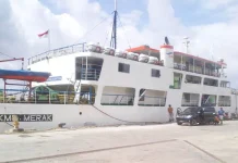 Cuaca Buruk, Ferry Penyeberangan Kolaka – Bajoe Tertunda