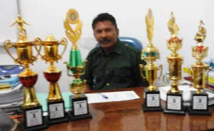 Ketua PGRI Kabupaten Buton, La Ode Fasikin