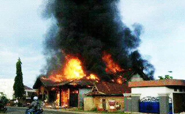 pangkalan_gas kebakaran kolaka