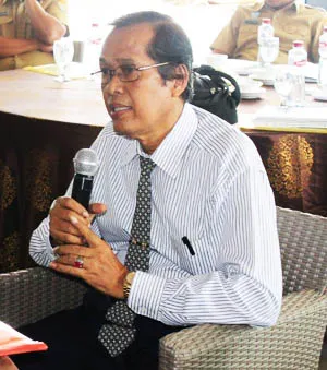 dekan_fekon_uho dekan fakultas ekonomi, universitas haluoleo